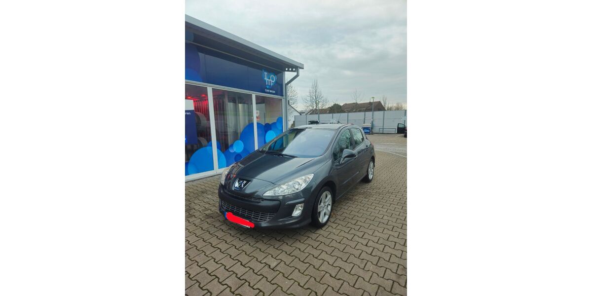 Peugeot 308 150.000 km 6.800 &euro; Baden-Baden 76532