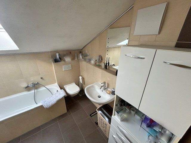 Doppelhaushälfte Neuenbürg - 5 Zimmer, 140 m&sup2;, 559.000&euro; | Angebot:25896706