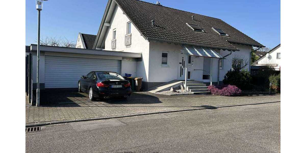 Einfamilienhaus Ötigheim - 8 Zimmer, 260 m&sup2;, 825.000&euro; | Angebot:25281682