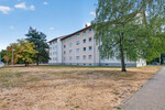 Schöne Aussichten: 4- Zimmer Wohnung mit großem Balkon, Stellplatz und EBK - Etagenwohnung Hügelsheim | Angebot:27306597