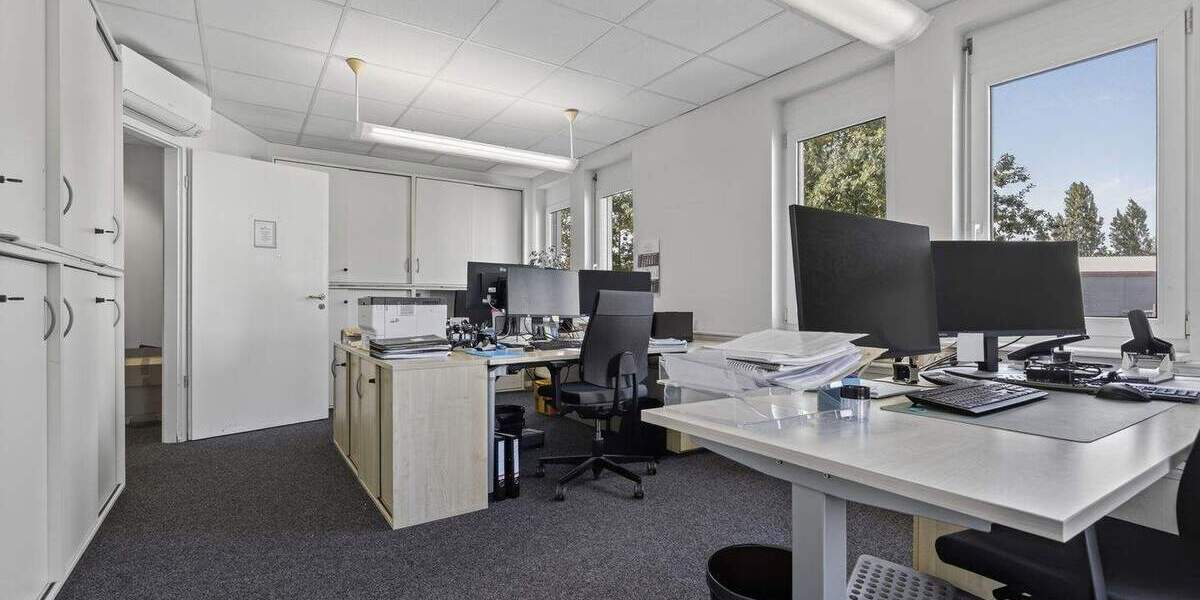 Gewerbeobjekt Ettlingen - 9 Zimmer, 280 m&sup2;, 3.052&euro; | Angebot:25680893