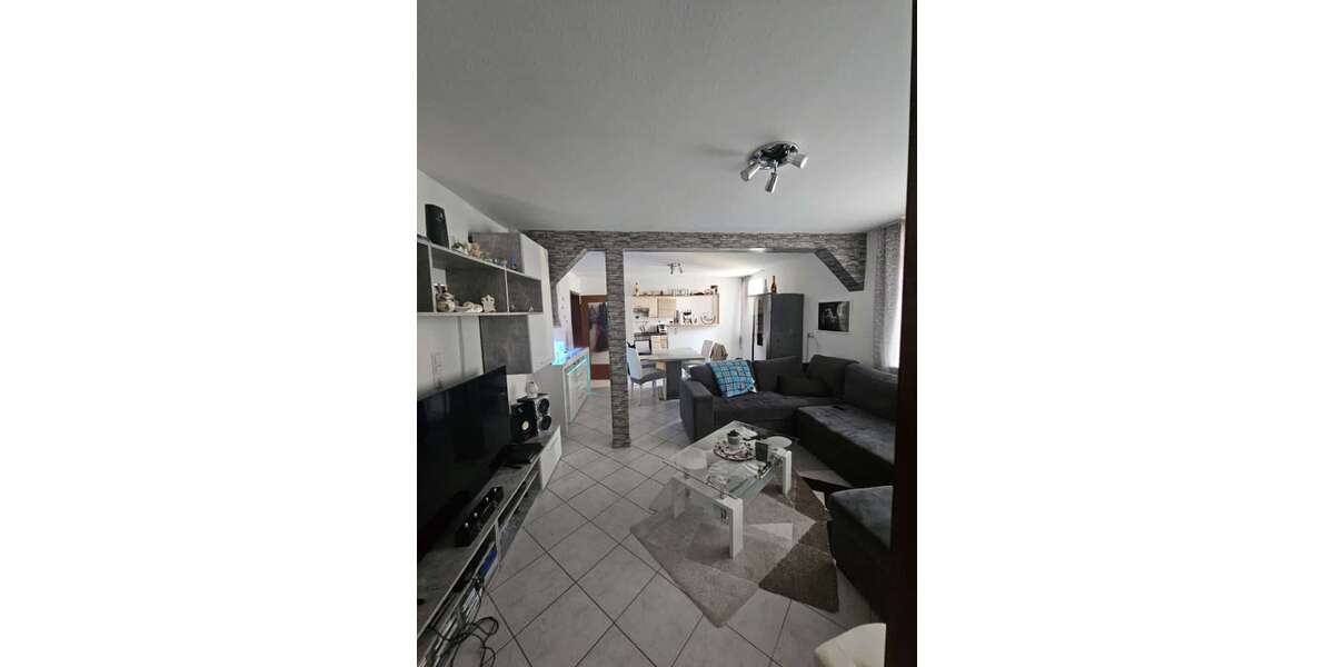 Etagenwohnung Neuenbürg - 4 Zimmer, 98 m&sup2;, 189.000&euro; | Angebot:23555837