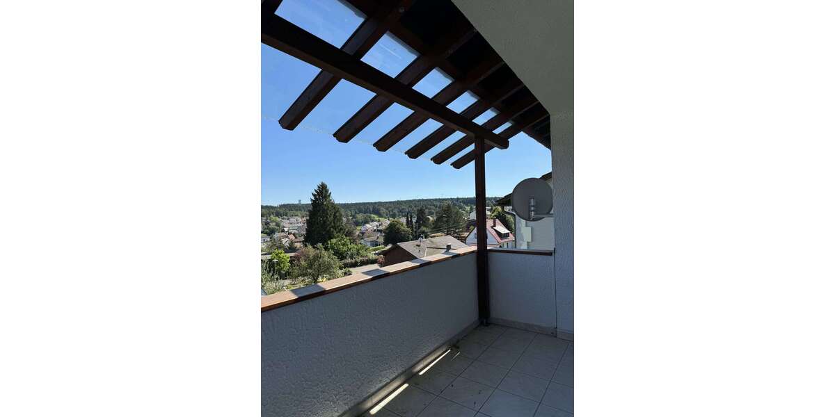 Etagenwohnung Schömberg - 3 Zimmer, 94 m&sup2;, 219.000&euro; | Angebot:17398131