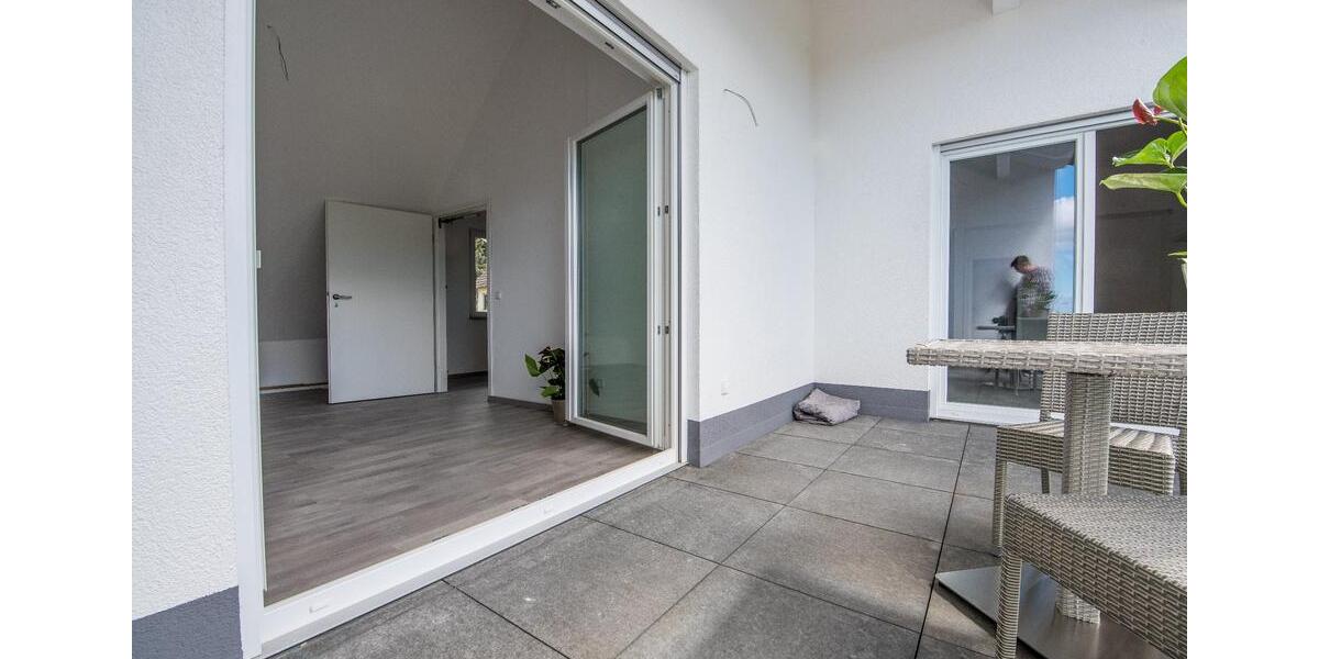 Dachgeschoßwohnung Baden-Baden Baden - 3 Zimmer, 140 m&sup2;, 2.600&euro; | Angebot:22138484
