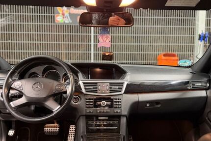 Mercedes-Benz E 350 191.000 km 9.300 &euro; Rastatt 76437