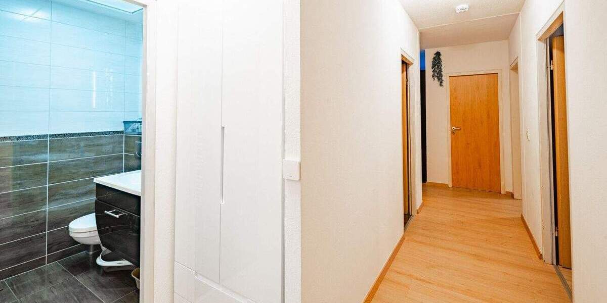 Etagenwohnung Baden-Baden Oos - 3 Zimmer, 80 m&sup2;, 269.000&euro; | Angebot:25702800