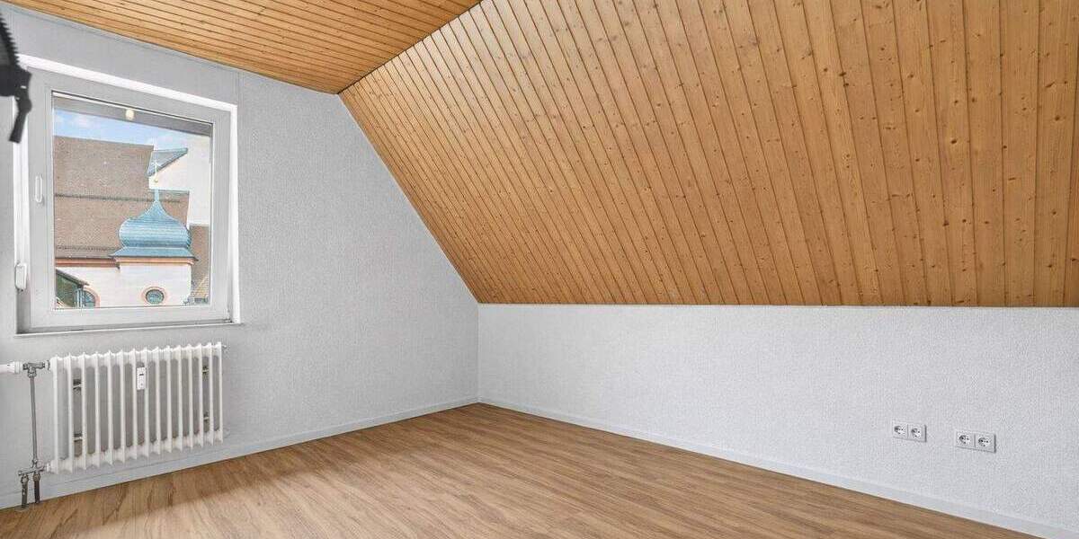 Etagenwohnung Ettlingen - 3 Zimmer, 74 m&sup2;, 285.000&euro; | Angebot:25680954