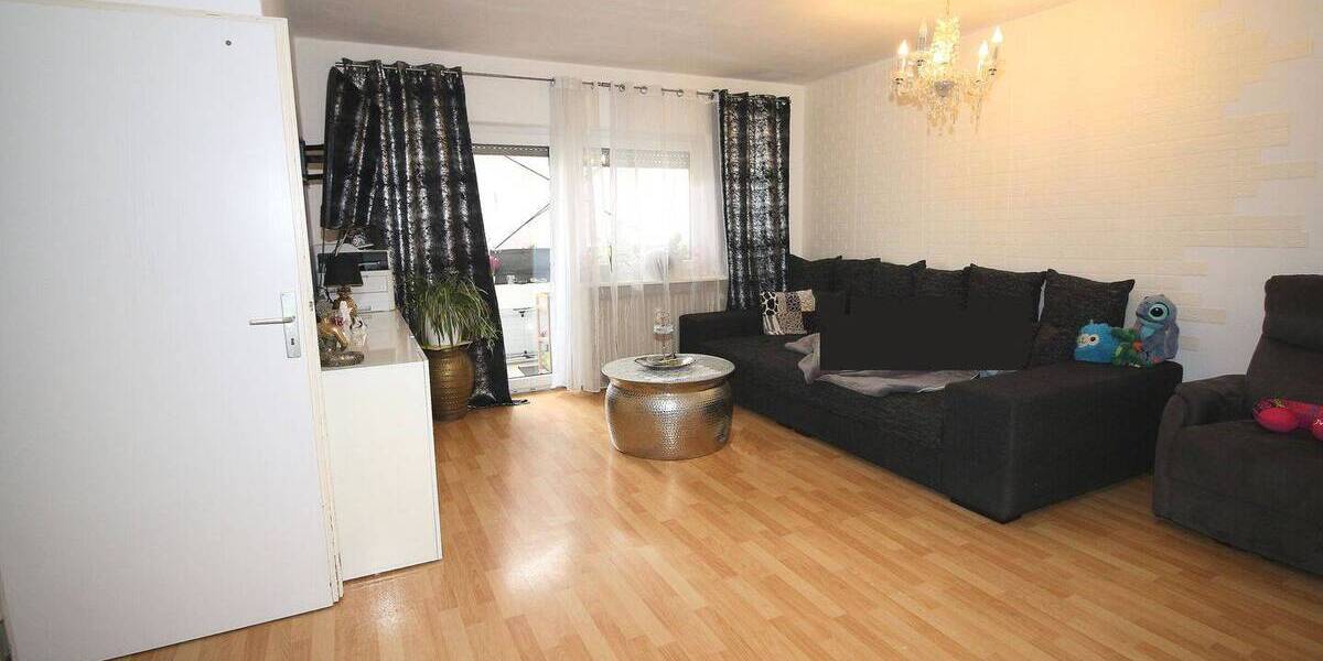 Etagenwohnung Ettlingen - 3 Zimmer, 80 m&sup2;, 279.000&euro; | Angebot:26016123