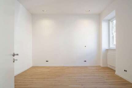 Wohnung Rastatt - 2.5 Zimmer, 70 m&sup2;, 1.000&euro; | Angebot:27016749