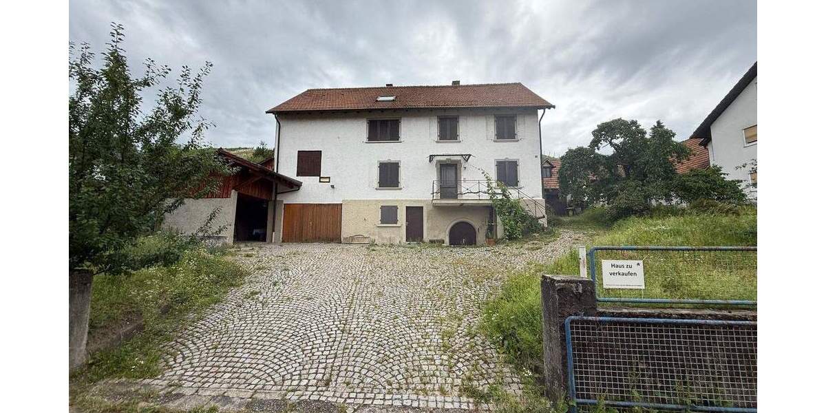 Einfamilienhaus Bühlertal - 8 Zimmer, 250 m&sup2;, 425.000&euro; | Angebot:25756402