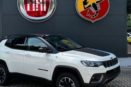 Jeep Compass 31.500 km 29.990 &euro; Ettlingen 76275