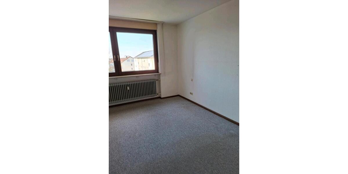 Etagenwohnung Achern - 3 Zimmer, 78 m&sup2;, 990&euro; | Angebot:25942176