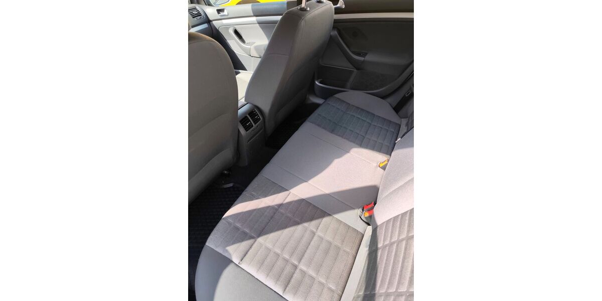 VW Golf 191.806 km 2.300 &euro; Sinzheim 76547