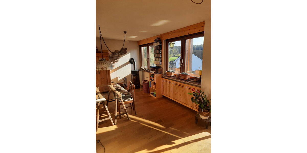 Etagenwohnung Schömberg - 4 Zimmer, 96 m&sup2;, 290.000&euro; | Angebot:25969951