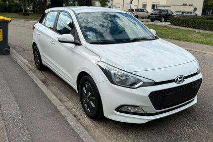 Hyundai i20 103.346 km 7.600 &euro; Rastatt 76437