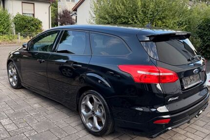 Ford Focus 116.750 km 7.600 &euro; Lichtenau 77839