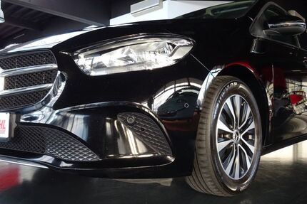 Mercedes-Benz B 180 131.747 km 17.480 &euro; Bühl 77815