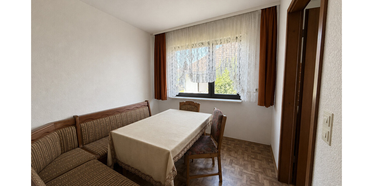 Reserviert - 1-2 Famhaus in sehr toller Lage - Zweifamilienhaus Straubenhardt | Angebot:27023546
