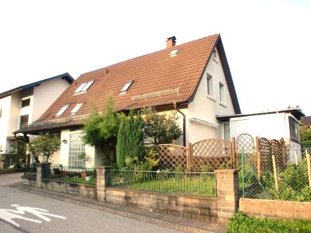 Einfamilienhaus Waldbronn - 6 Zimmer, 151 m&sup2;, 275.000&euro; | Angebot:25106058