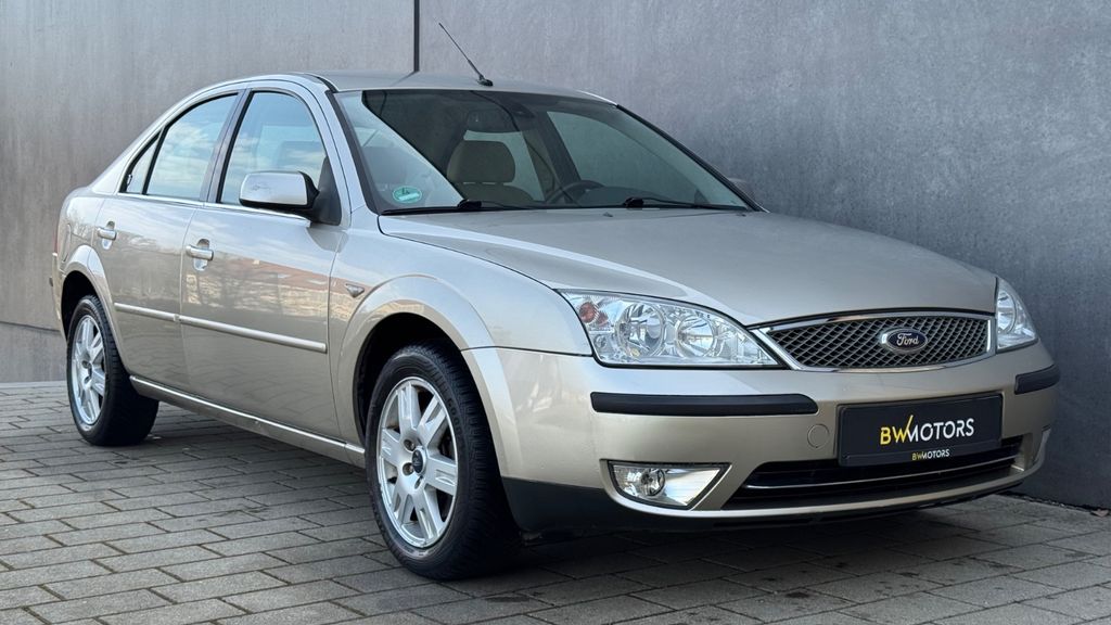 Ford Mondeo 99.000 km 4.990 &euro; Baden-Württemberg - Pfullingen 72793