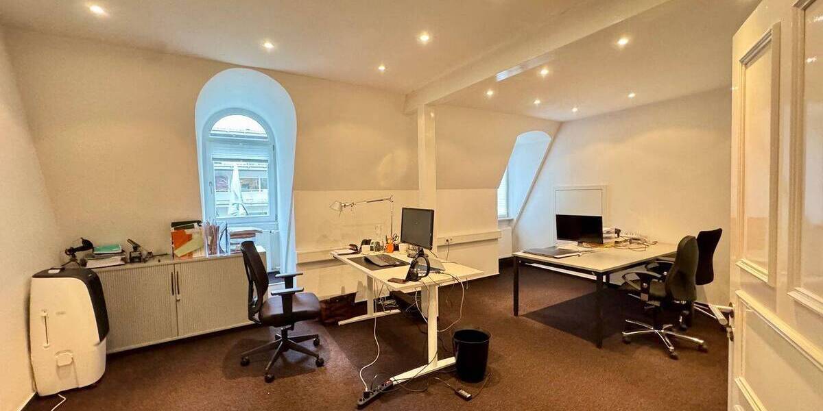 Gewerbeobjekt Baden-Baden Innenstadt - 1 Zimmer, 423 m&sup2;, 7.490&euro; | Angebot:25666706