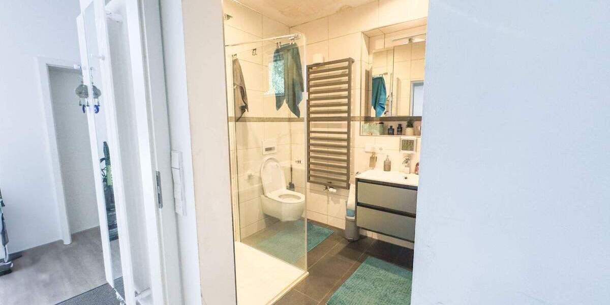 Mehrfamilienhaus, Wohnhaus Dobel - 1 Zimmer, 290 m&sup2;, 569.000&euro; | Angebot:25718554