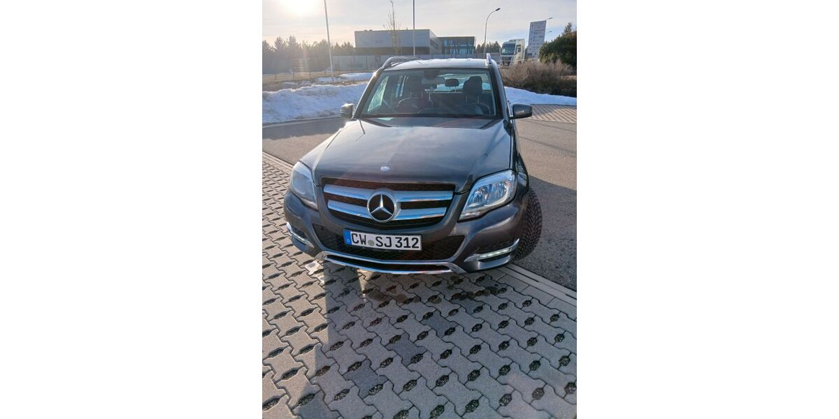 Mercedes-Benz 220 238.000 km 12.900 &euro; Enzklösterle 75337