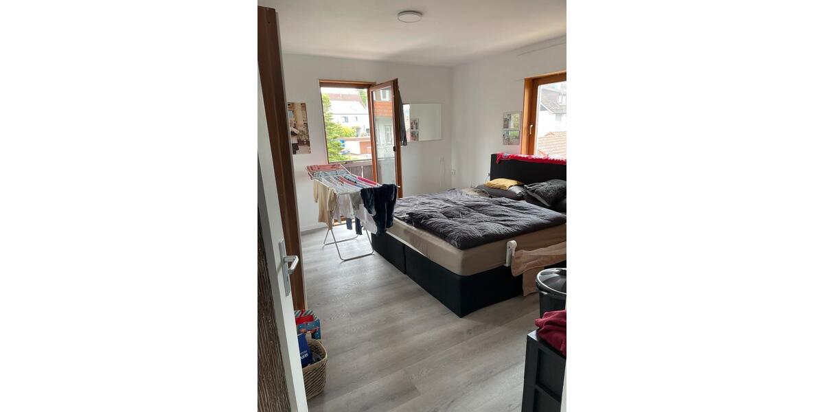 Etagenwohnung Dobel - 3.5 Zimmer, 90 m&sup2;, 950&euro; | Angebot:25477826