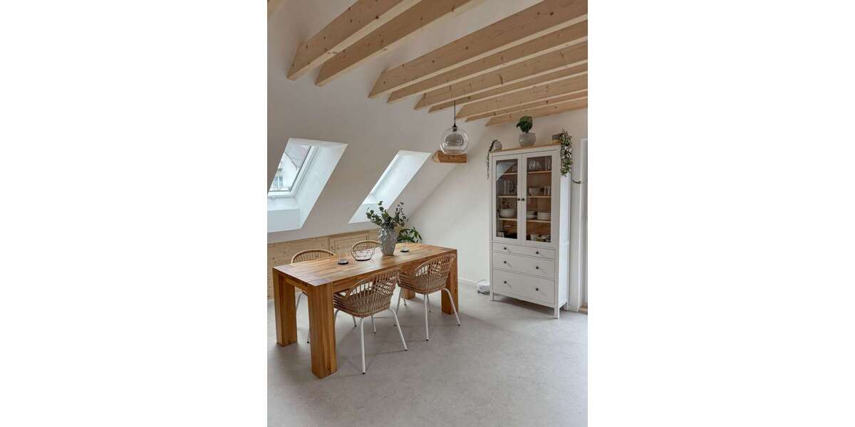 Etagenwohnung Bad Herrenalb - 3 Zimmer, 97 m&sup2;, 1.200&euro; | Angebot:25462152