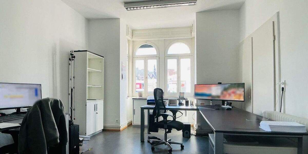 Mehrfamilienhaus, Wohnhaus Gernsbach - 6 Zimmer, 178 m&sup2;, 325.000&euro; | Angebot:25669029