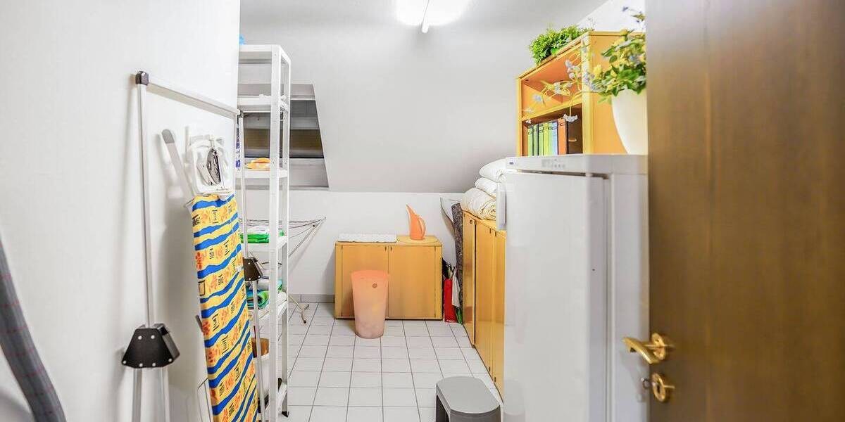 Etagenwohnung Baden-Baden Innenstadt - 4 Zimmer, 156 m&sup2;, 725.000&euro; | Angebot:25666701