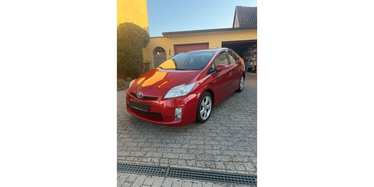 Toyota Prius 144.000 km 9.350 &euro; Lichtenau 77839