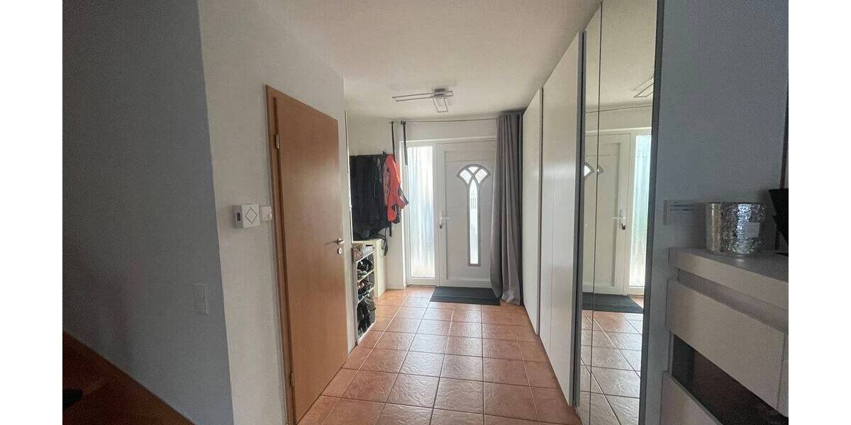 Einfamilienhaus Iffezheim - 6 Zimmer, 205 m&sup2;, 630.000&euro; | Angebot:26026744