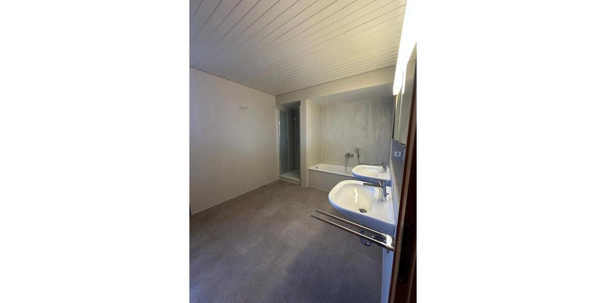 Maisonettenwohnung Gaggenau - 4 Zimmer, 170 m&sup2;, 1.800&euro; | Angebot:25402966