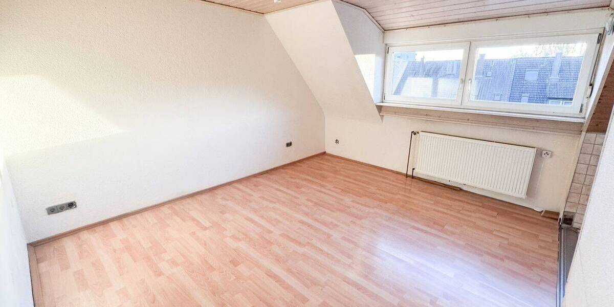 Mehrfamilienhaus, Wohnhaus Ettlingen - 310.000&euro; | Angebot:25665056