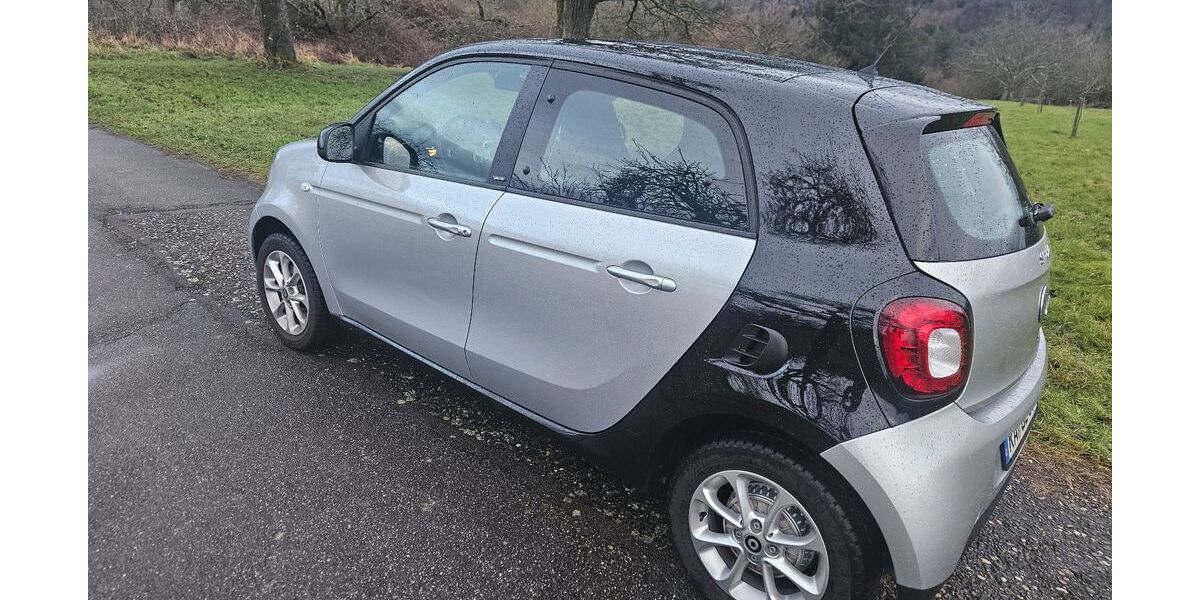 Smart ForFour 32.500 km 8.400 &euro; Gaggenau 76571