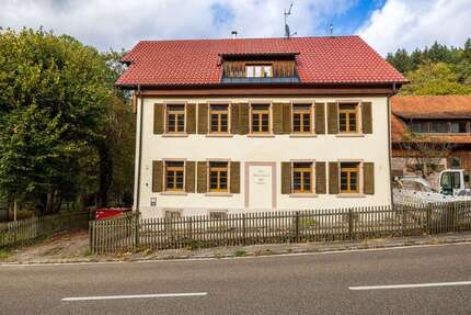 Haus Baden-Baden Baden - 12 Zimmer, 600 m&sup2;, 1.190.000&euro; | Angebot:13129066