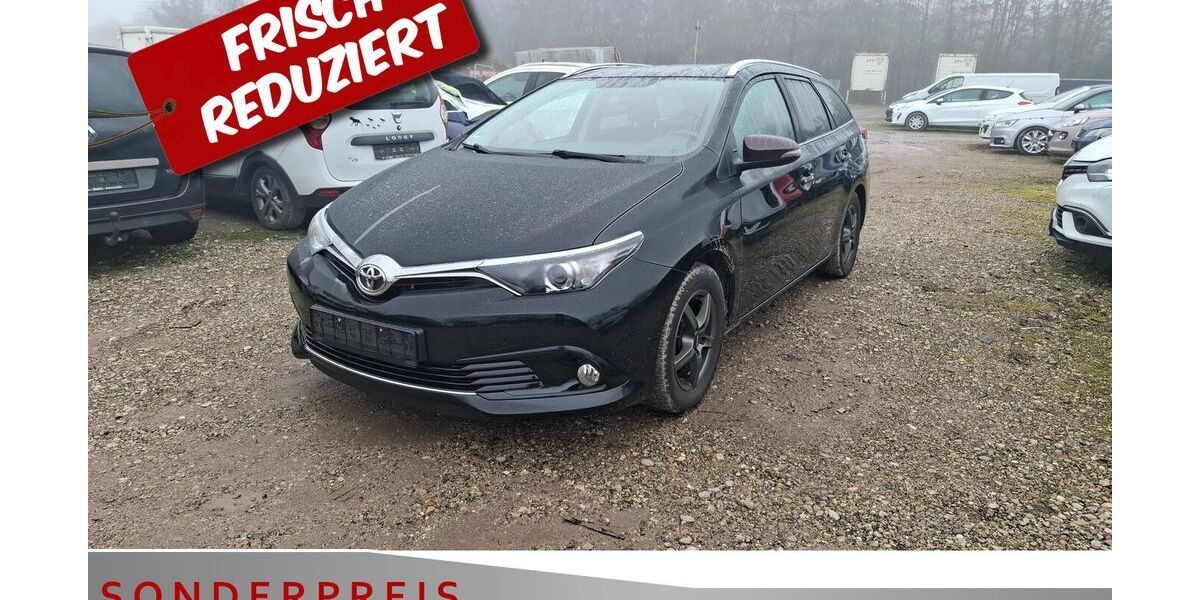 Toyota Auris 161.330 km 6.485 &euro; Achern 77855