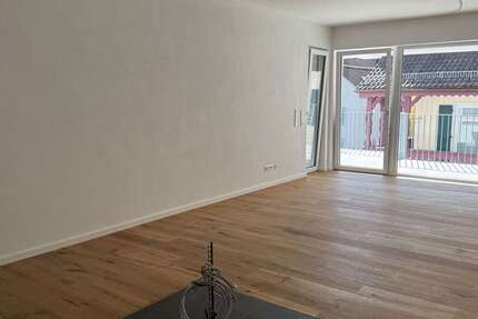 Wohnung Bad Wildbad - 2 Zimmer, 92 m&sup2;, 1.100&euro; | Angebot:22967161