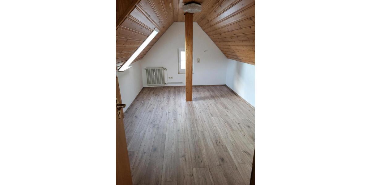 Maisonettenwohnung Bad Wildbad - 6 Zimmer, 140 m&sup2;, 1.600&euro; | Angebot:24110481