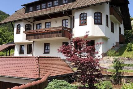 Haus Höfen an der Enz - 9 Zimmer, 281 m&sup2;, 850.000&euro; | Angebot:24600140