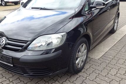 VW Golf 135.000 km 3.500 &euro; Rheinstetten - Mörsch 76287