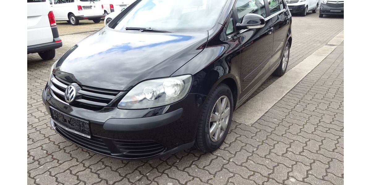 VW Golf 135.000 km 3.500 &euro; Rheinstetten - Mörsch 76287