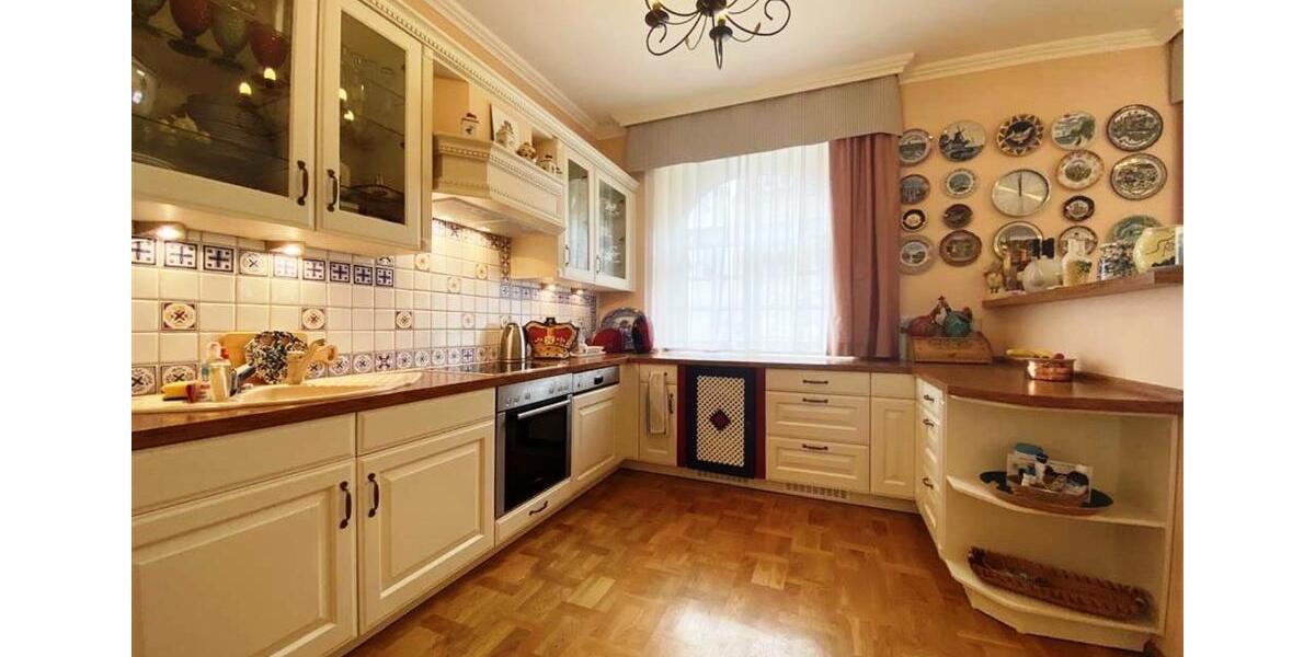 Hochparterre Baden-Baden Baden - 4 Zimmer, 95 m&sup2;, 455.000&euro; | Angebot:25881876