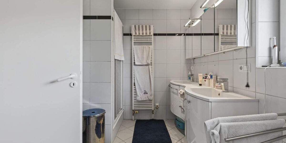 Einfamilienhaus Baden-Baden Ebersteinburg - 7 Zimmer, 228 m&sup2;, 1.195.000&euro; | Angebot:25680967