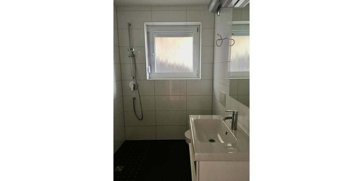 Etagenwohnung Baden-Baden Lichtental - 4 Zimmer, 97 m&sup2;, 900&euro; | Angebot:26648054