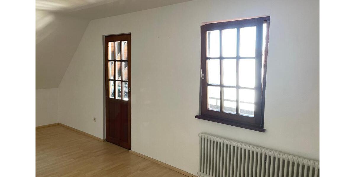 Dachgeschoßwohnung Kappelrodeck - 1 Zimmer, 65 m&sup2;, 750&euro; | Angebot:25297167