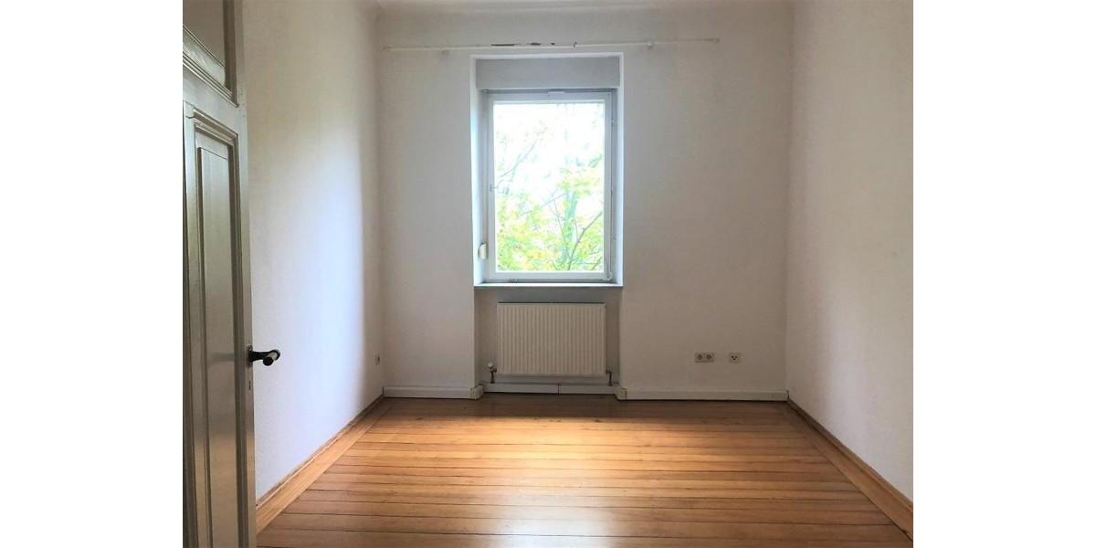 Etagenwohnung Baden-Baden Balg - 5.5 Zimmer, 122 m&sup2;, 1.136&euro; | Angebot:25752018