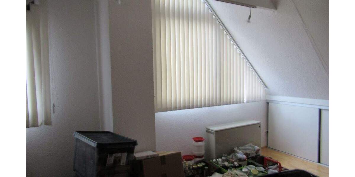 Einfamilienhaus Simmersfeld - 4 Zimmer, 96 m&sup2;, 260.000&euro; | Angebot:25731615