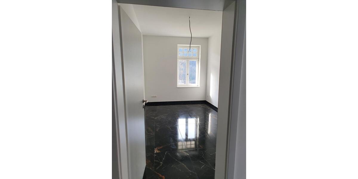 Etagenwohnung Gernsbach - 3 Zimmer, 111 m&sup2;, 420.000&euro; | Angebot:25614911